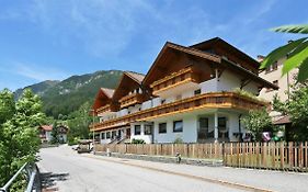 Pension Alpenhof B&B