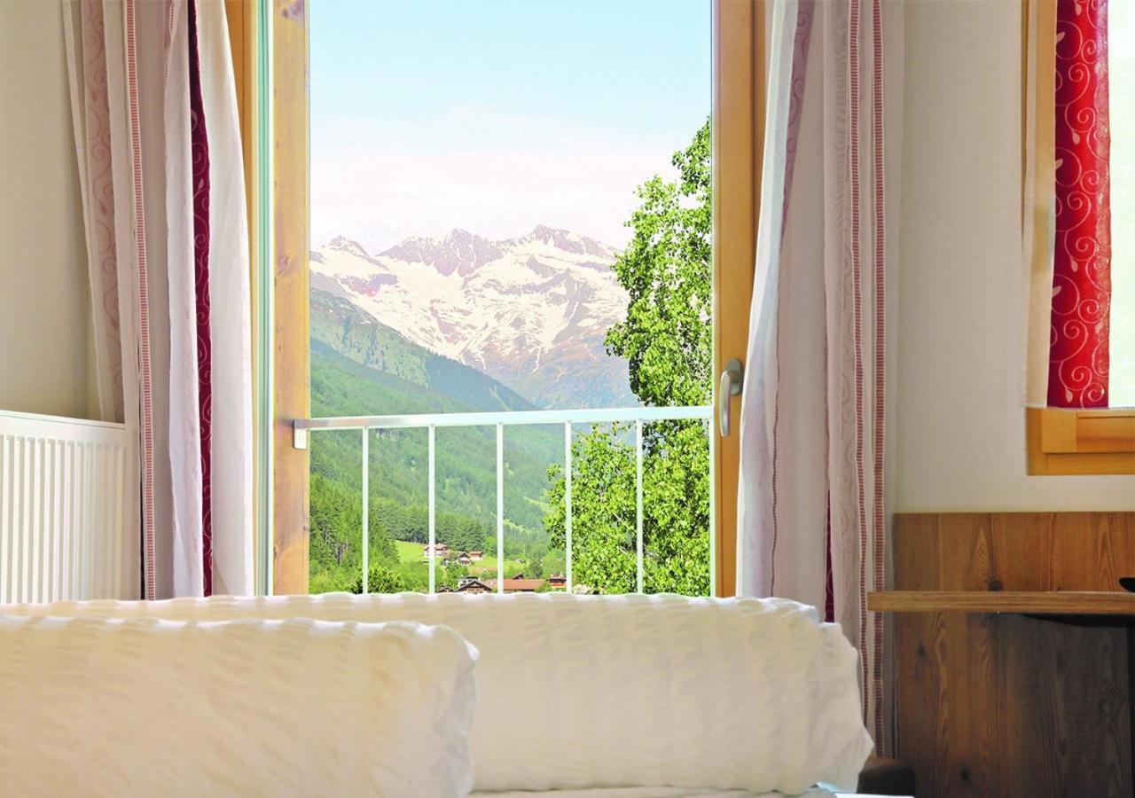 Pension Alpenhof B&B Colle Isarco Esterno foto