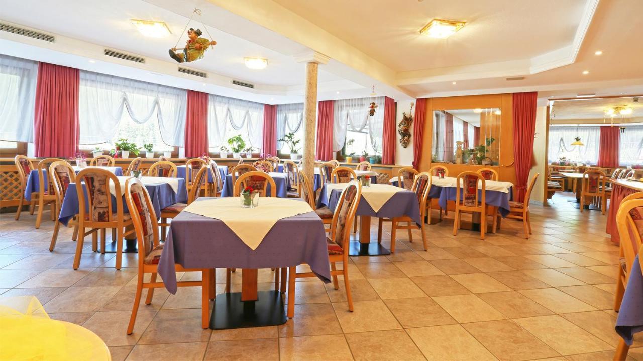 Pension Alpenhof B&B Colle Isarco Esterno foto