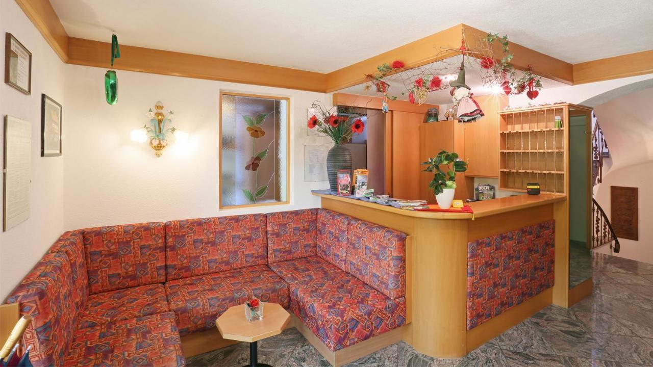 Pension Alpenhof B&B Colle Isarco Esterno foto