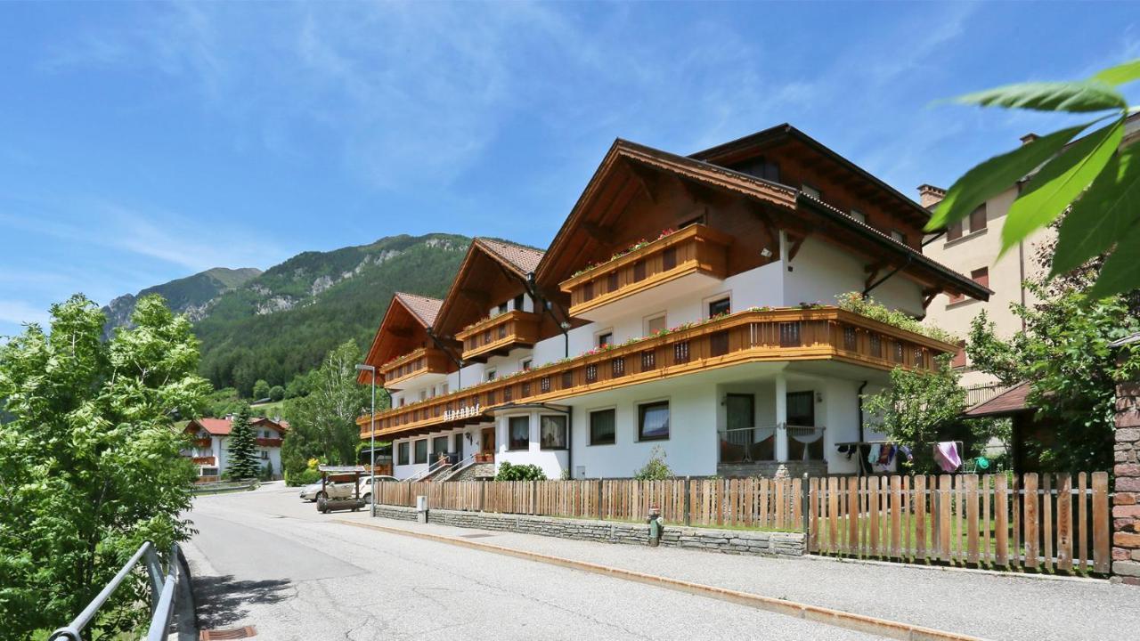 Pension Alpenhof B&B Colle Isarco Esterno foto