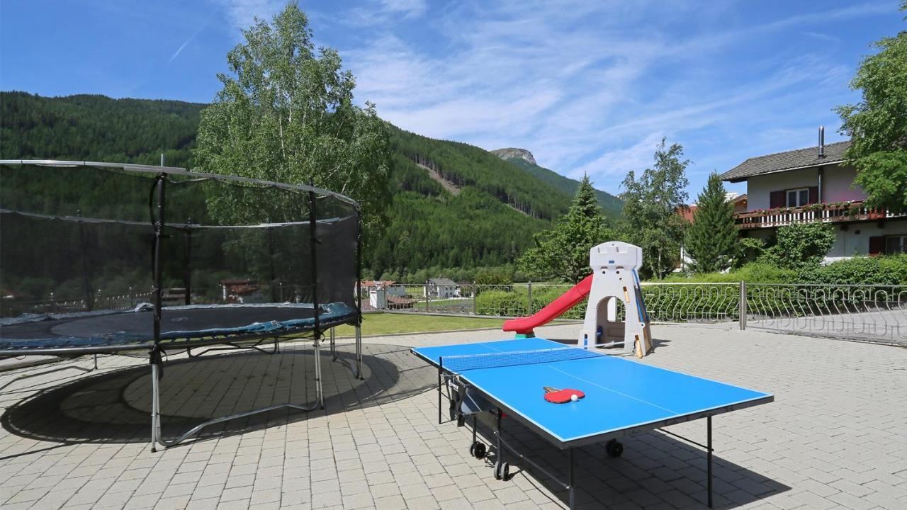 Pension Alpenhof B&B Colle Isarco Esterno foto