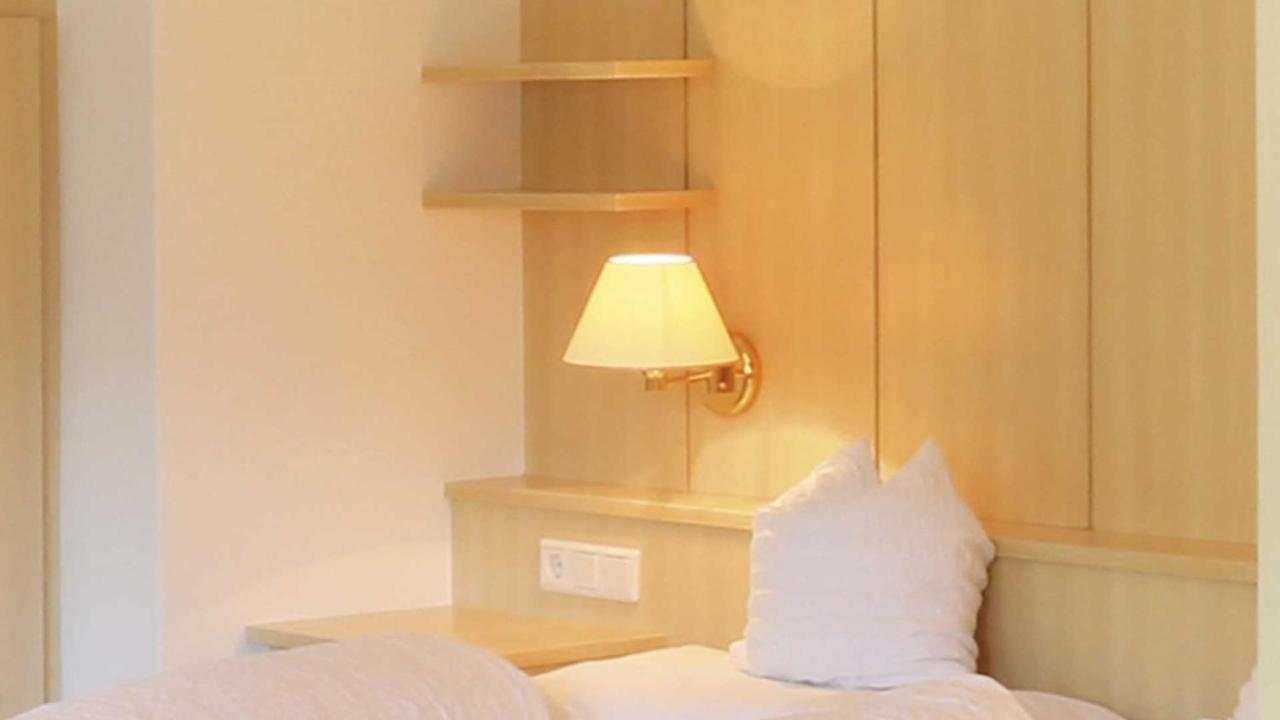 Pension Alpenhof B&B Colle Isarco Esterno foto